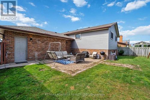 6896 Cumberland Court, Niagara Falls, ON - Outdoor With Deck Patio Veranda With Exterior