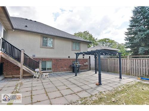 Upper-4305 Casgrain, Windsor, ON 