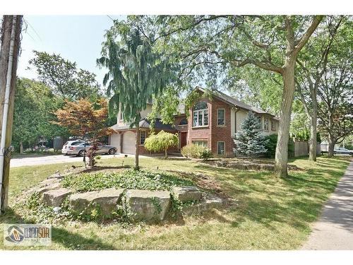 Upper-4305 Casgrain, Windsor, ON 