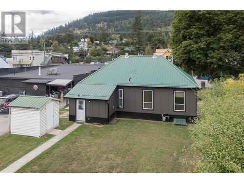 2143 Shuswap Avenue, Lumby, BC 