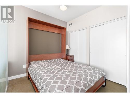 909 221 Union Street, Vancouver, BC - Indoor Photo Showing Bedroom