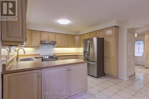 2141 Cartier Crescent, Burlington, ON - Indoor Photo Showing Kitchen With Double Sink