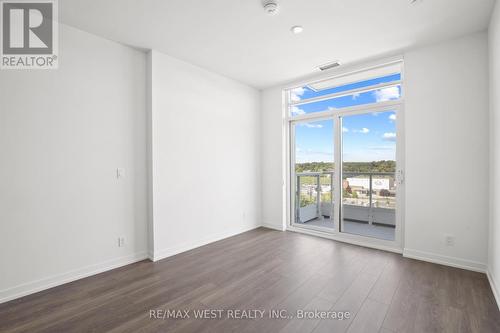 801 - 8 Beverley Glen Boulevard, Vaughan, ON - Indoor Photo Showing Other Room