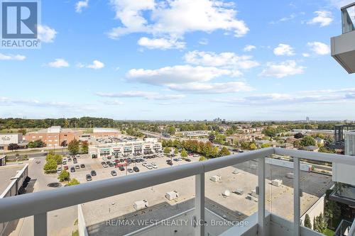 801 - 8 Beverley Glen Boulevard, Vaughan, ON - Outdoor With View