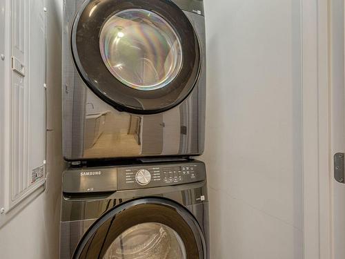 Salle de lavage - 801-1485 Rue Des Bassins, Montréal (Le Sud-Ouest), QC - Indoor Photo Showing Laundry Room