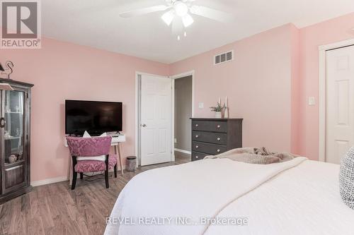 477 Four Points Road, Kawartha Lakes, ON - Indoor Photo Showing Bedroom