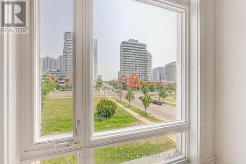 3 Flax Field Lane, Toronto, ON - Indoor Photo Showing Other Room