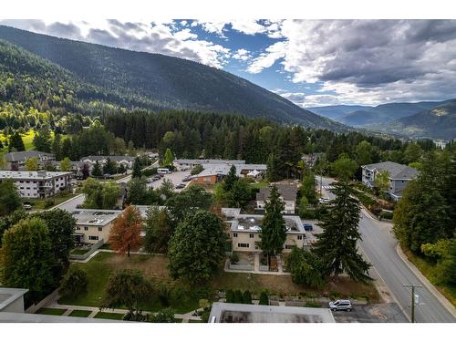 443 Richards Street   W, Nelson, BC - Outdoor With View