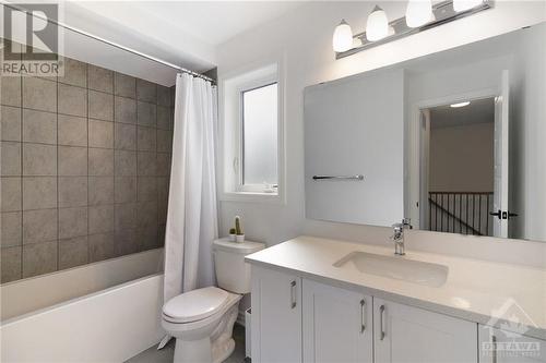 93 Kyanite Lane, Ottawa, ON - Indoor Photo Showing Bathroom