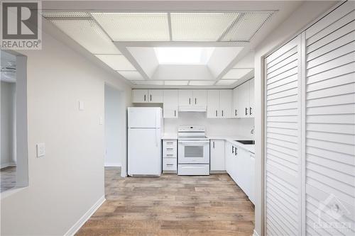 99 Holland Avenue Unit#705, Ottawa, ON - Indoor Photo Showing Kitchen