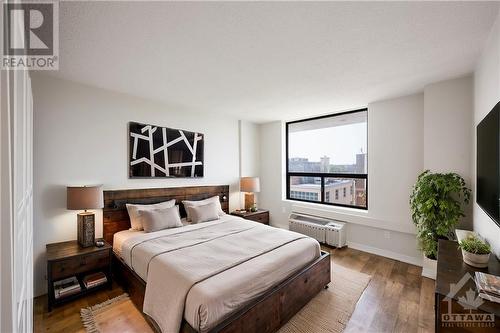 This photo has been virtually staged. - 99 Holland Avenue Unit#705, Ottawa, ON - Indoor Photo Showing Bedroom