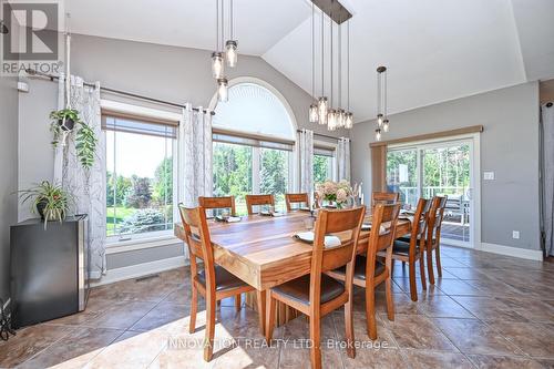 7042 Third Line Road S, Ottawa, ON - Indoor Photo Showing Dining Room