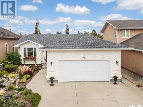 971 Fairbrother Close, Saskatoon, SK - Outdoor