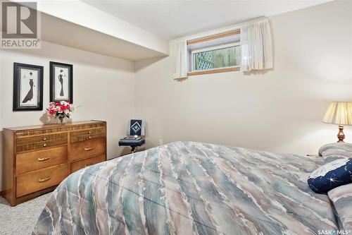 971 Fairbrother Close, Saskatoon, SK - Indoor Photo Showing Bedroom