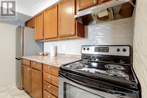 612 - 3077 Weston Road N, Toronto, ON - Indoor Photo Showing Kitchen