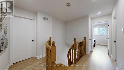 327 Sussex Avenue, Richmond Hill, ON - Indoor Photo Showing Other Room