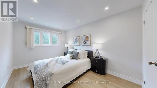 327 Sussex Avenue, Richmond Hill, ON - Indoor Photo Showing Bedroom