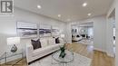 327 Sussex Avenue, Richmond Hill, ON  - Indoor Photo Showing Living Room 