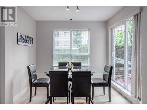 1093 Sunset Drive Unit# 105, Kelowna, BC - Indoor Photo Showing Dining Room