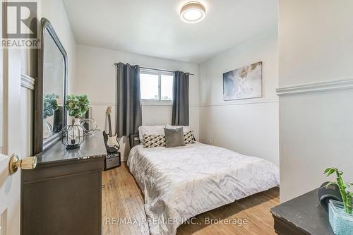 28 Navenby Crescent, Toronto, ON - Indoor Photo Showing Bedroom