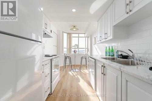 1005 - 30 Malta Avenue, Brampton, ON - Indoor Photo Showing Kitchen With Double Sink With Upgraded Kitchen