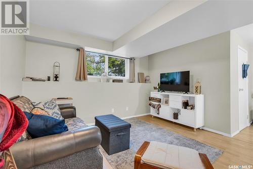 132B 110Th Street W, Saskatoon, SK - Indoor Photo Showing Living Room