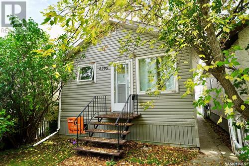 2305 Atkinson Street, Regina, SK - Outdoor