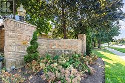 216 PLAINS Road W Unit# B405  Burlington, ON L7T 4K8