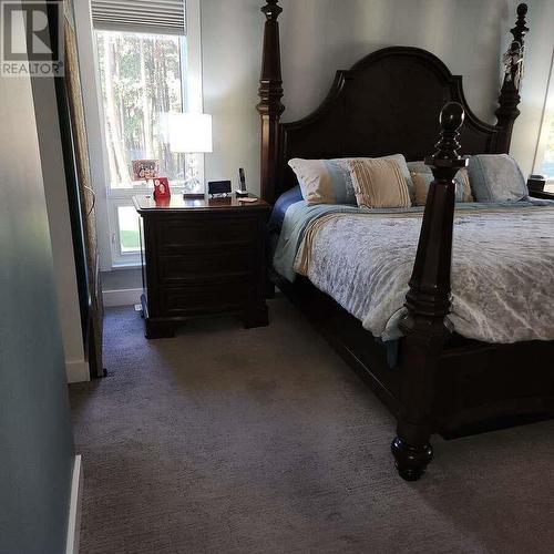 4700 Schubert Road, Armstrong, BC - Indoor Photo Showing Bedroom