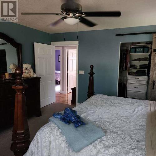 4700 Schubert Road, Armstrong, BC - Indoor Photo Showing Bedroom