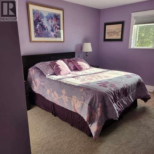 4700 Schubert Road, Armstrong, BC - Indoor Photo Showing Bedroom