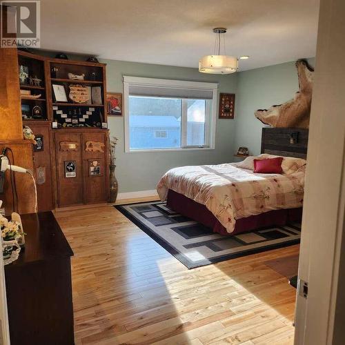 4700 Schubert Road, Armstrong, BC - Indoor Photo Showing Bedroom