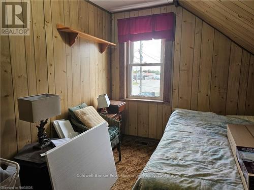 28 4Th Street, Arran-Elderslie, ON - Indoor Photo Showing Bedroom