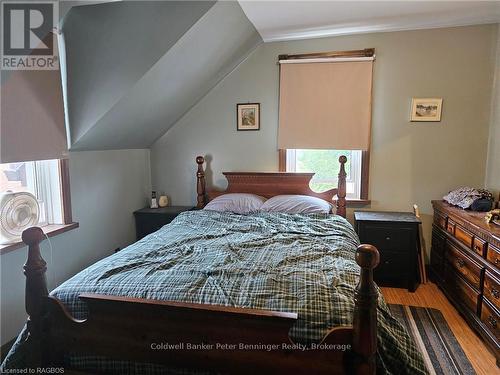 28 4Th Street, Arran-Elderslie, ON - Indoor Photo Showing Bedroom