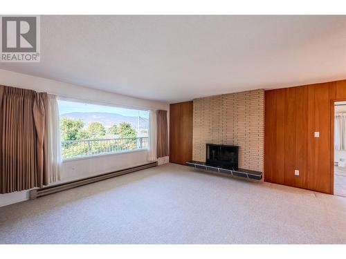 1448 Darmouth Street, Penticton, BC - Indoor Photo Showing Other Room With Fireplace