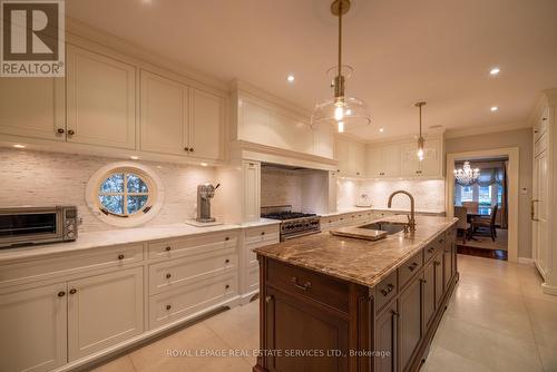 80 Old Forest Hill Road, Toronto, ON - Indoor Photo Showing Kitchen