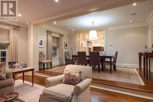 80 Old Forest Hill Road, Toronto, ON - Indoor Photo Showing Living Room