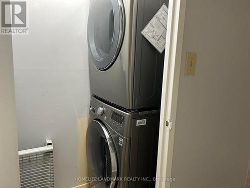 1204 - 633 Bay Street, Toronto, ON - Indoor Photo Showing Laundry Room