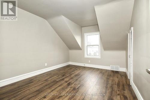 Upper - 254 Hibbert Avenue, Oshawa, ON - Indoor Photo Showing Other Room