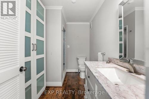 84 Hedge Road, Georgina, ON - Indoor Photo Showing Bathroom