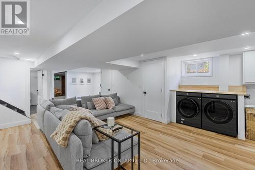 101 Queen Street, Barrie, ON - Indoor Photo Showing Laundry Room