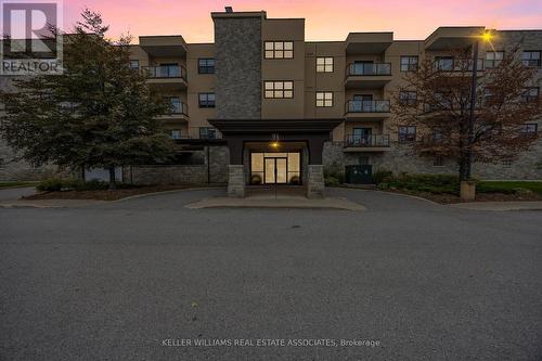 313 - 91 Raglan Street, Collingwood, ON - Outdoor With Balcony With Facade