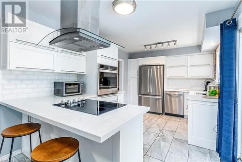 120 Pusey Boulevard, Brantford, ON - Indoor Photo Showing Kitchen With Upgraded Kitchen