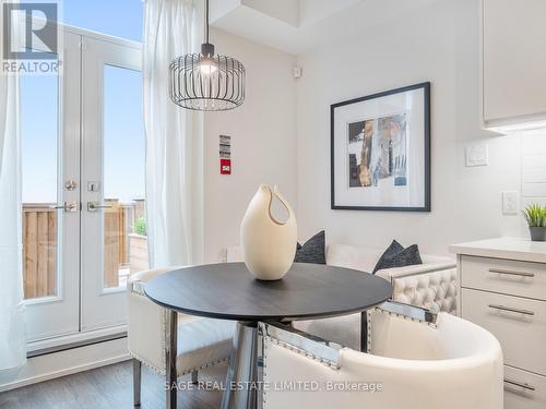 102 - 1183 Dufferin Street, Toronto, ON - Indoor Photo Showing Dining Room