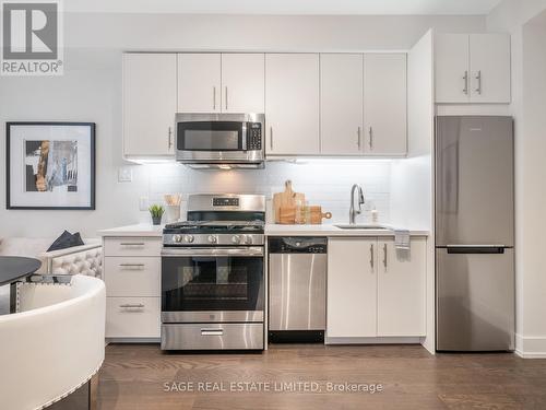 102 - 1183 Dufferin Street, Toronto, ON - Indoor Photo Showing Kitchen With Stainless Steel Kitchen With Upgraded Kitchen