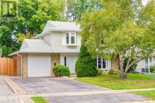 121 Bartley Bull Parkway, Brampton, ON - Outdoor With Facade