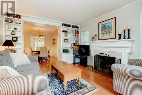 121 Bartley Bull Parkway, Brampton, ON - Indoor Photo Showing Living Room With Fireplace