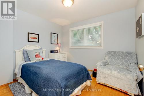 121 Bartley Bull Parkway, Brampton, ON - Indoor Photo Showing Bedroom