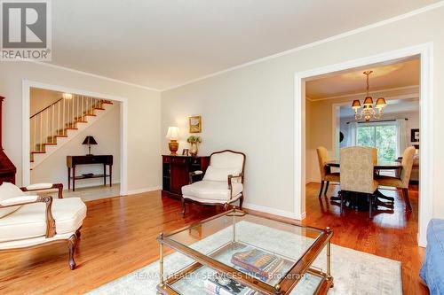 121 Bartley Bull Parkway, Brampton, ON - Indoor Photo Showing Living Room