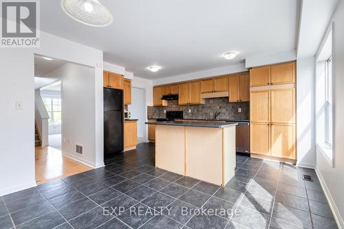 2925 Garnethill Way, Oakville, ON - Indoor Photo Showing Kitchen